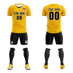 Custom Gold Classic Graffiti Pattern Sportswear Soccer Tops/Sets Jersey